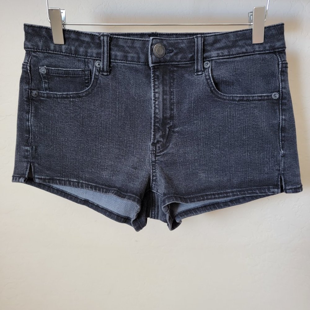 American Eagle Outfitters Hi-Rise Shortie Black Denim Jean Shorts - Picture 2 of 16